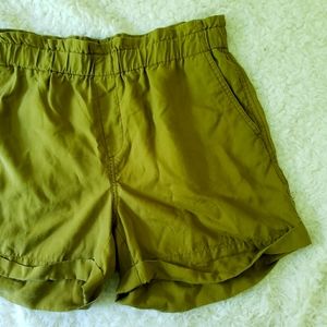 loft • olive relaxed fit shorts